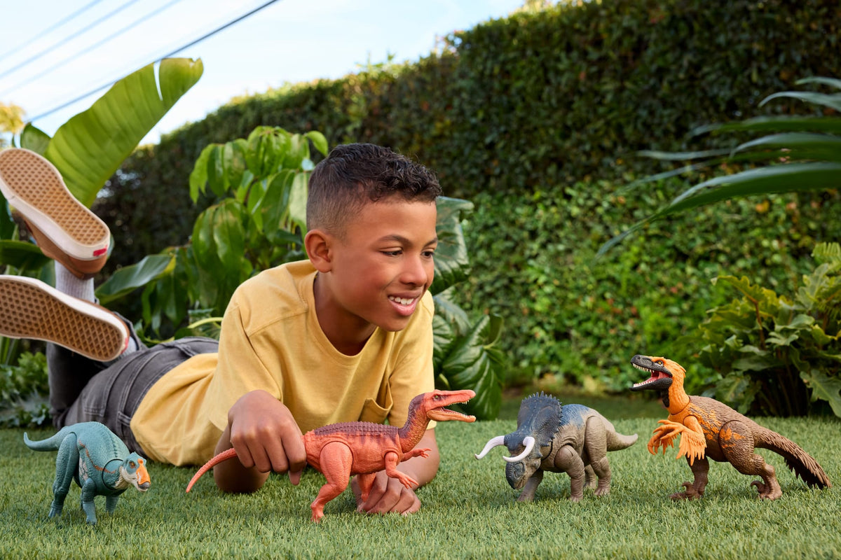 Jurassic World Dinossauro de Brinquedo Rebirth Rugido Selvagem Nasutoceratops