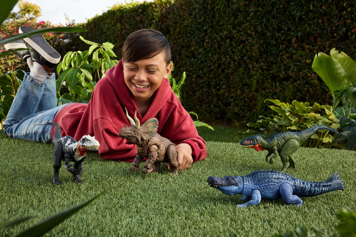 Jurassic World Dinossauro de Brinquedo Rebirth Rastreadores Gigantes Chilantaisaurus