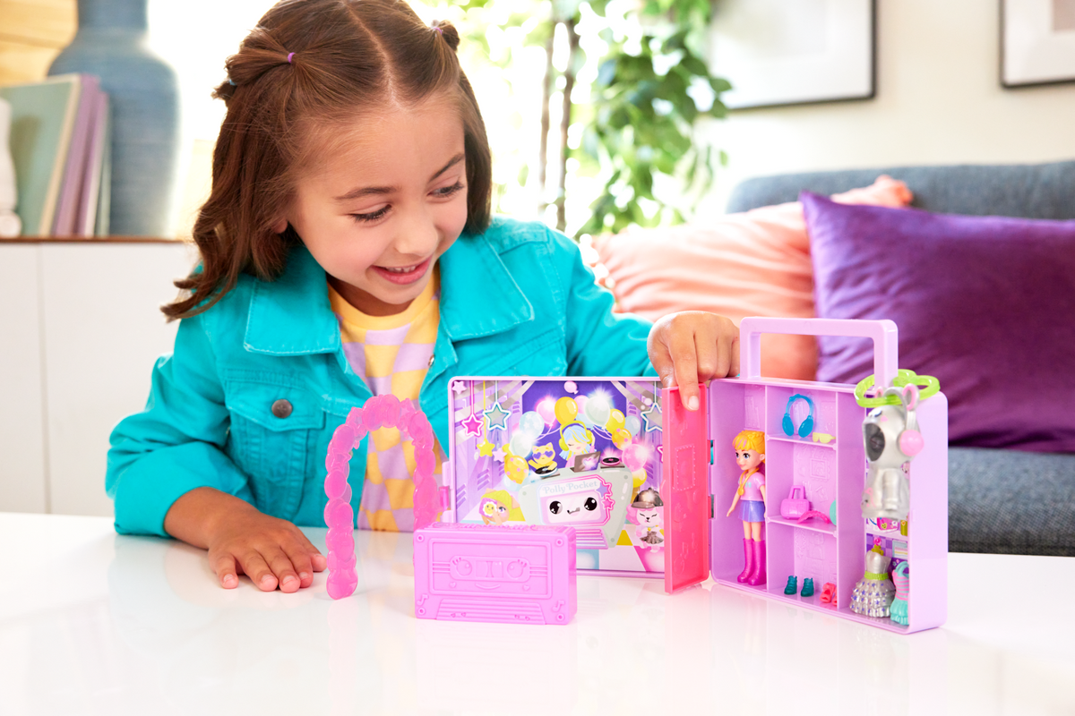 Polly Pocket Coffret de Jeu et Poupée Révélation Tenues Danse Disco